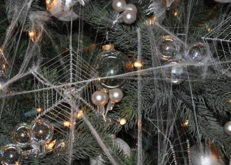 Webbed Christmas Tree